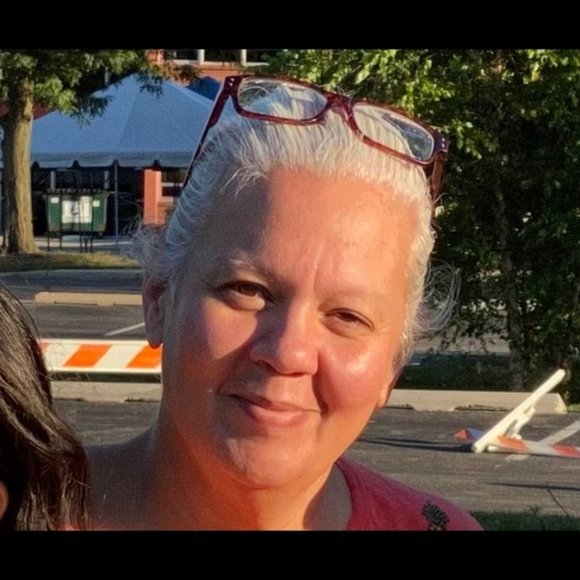 Meet your Posher, Michelle - Picture 1 of 1